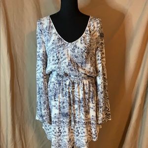 O’Neill long sleeve, lined mini